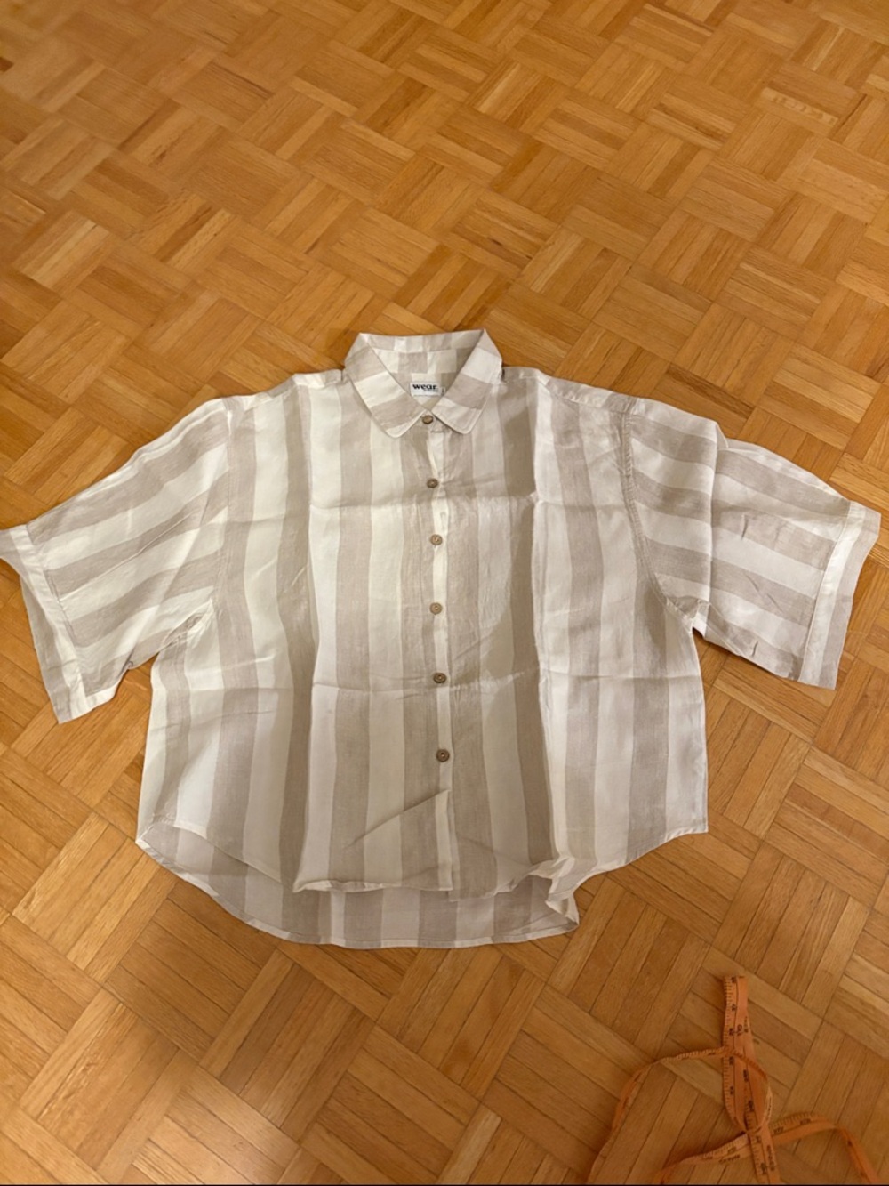 Wear by Love linen Light Beige & White Striped Short-Sleeve Button-Up Shirt